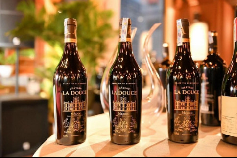 Rượu vang pháp Château La Douce