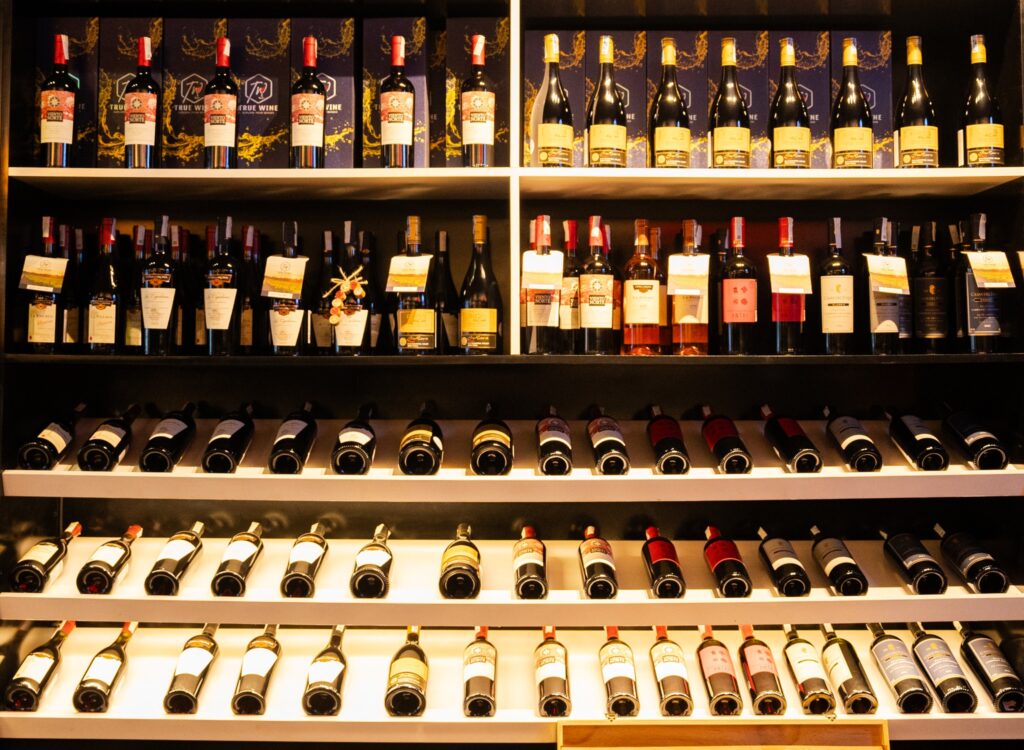 Vang Huy Phong - nhà nhập khẩu và phân phối rượu vang hàng đầu VN