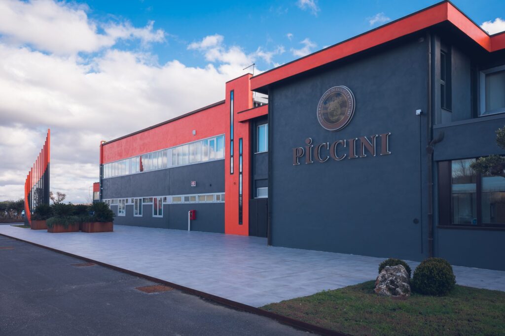 nhà sản xuất Tenute Piccini