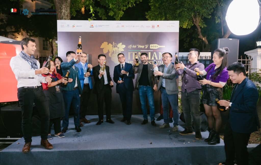 Vang Huy Phong tại Lễ hội Vang Ý ICHAM 2025