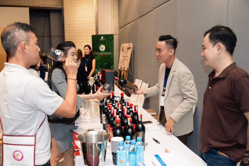 ABRUZZO WINES – GRAND TOUR IN VIETNAM 2026